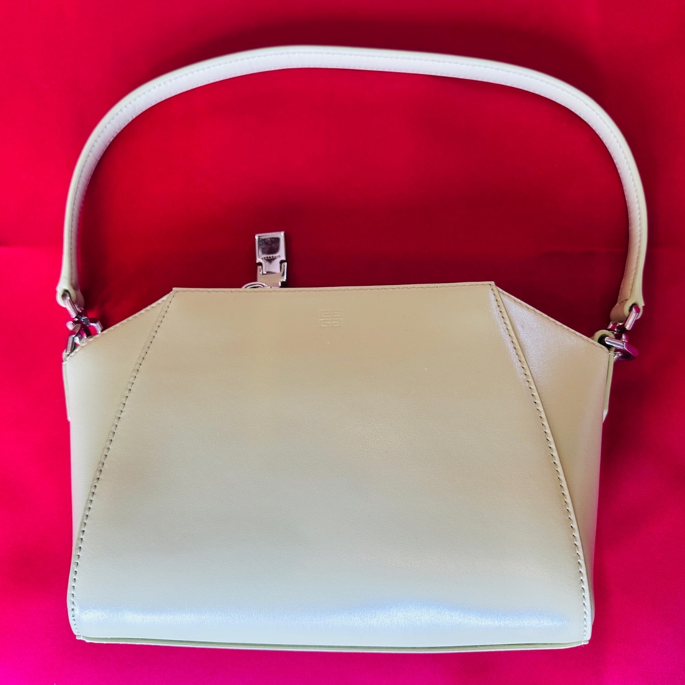 GIVENCHY Elegant Cream Minimalist Shoulder Bag
